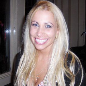 Meet your Posher, Candi